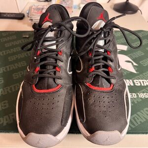 Jordan Point Lane Men’s shoe size 12.5